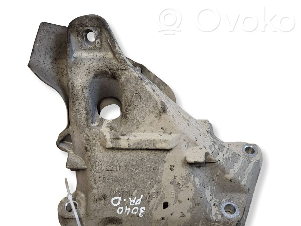 Engine mounting bracket   6765004,24168110,721115