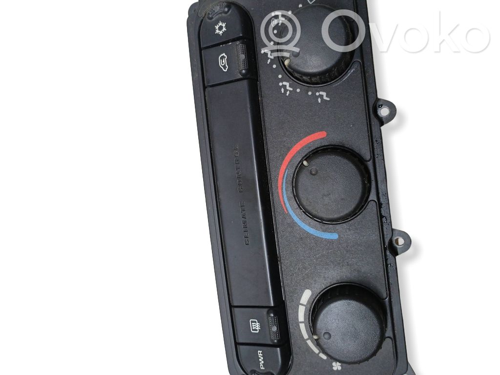 Chrysler Voyager Climate control unit 
