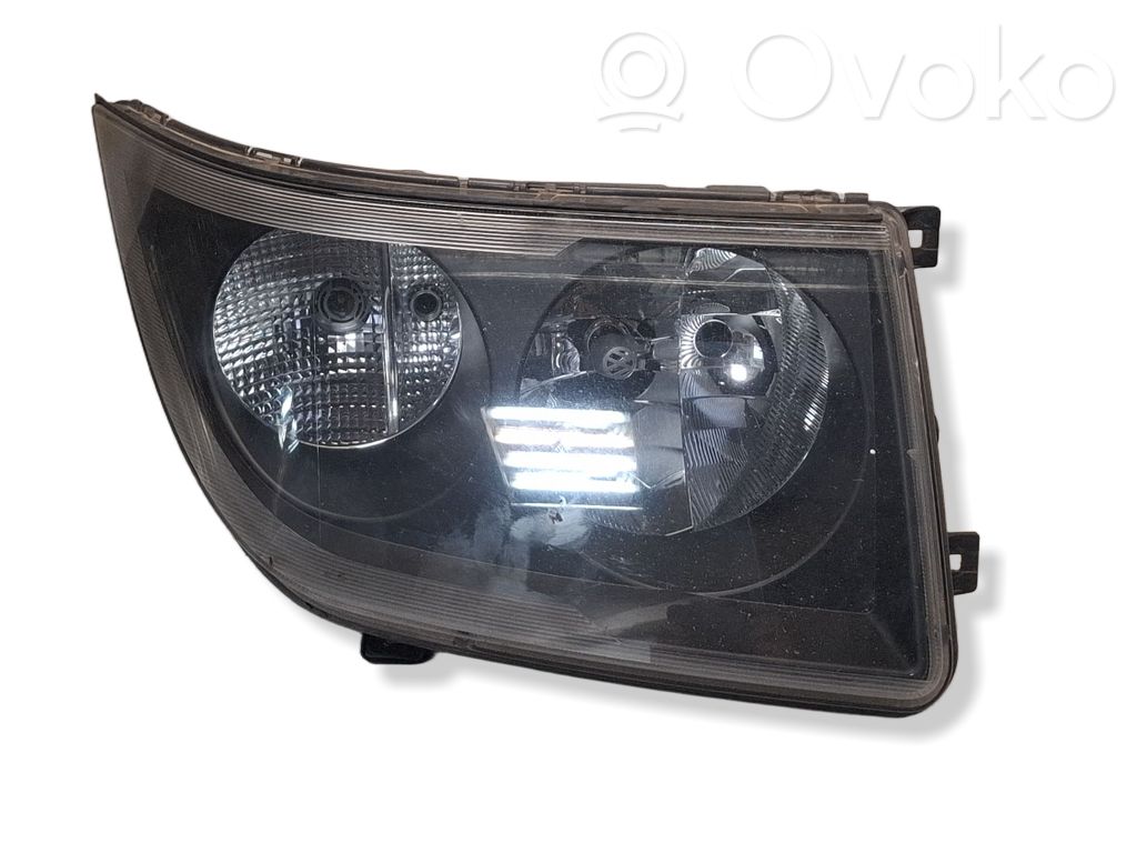 Volkswagen Crafter Lampa przednia 