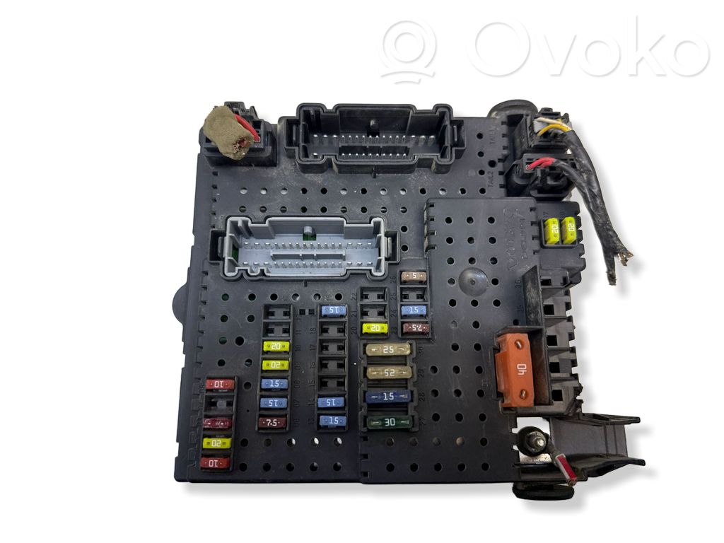 Módulo de fusible   30728512,06W074