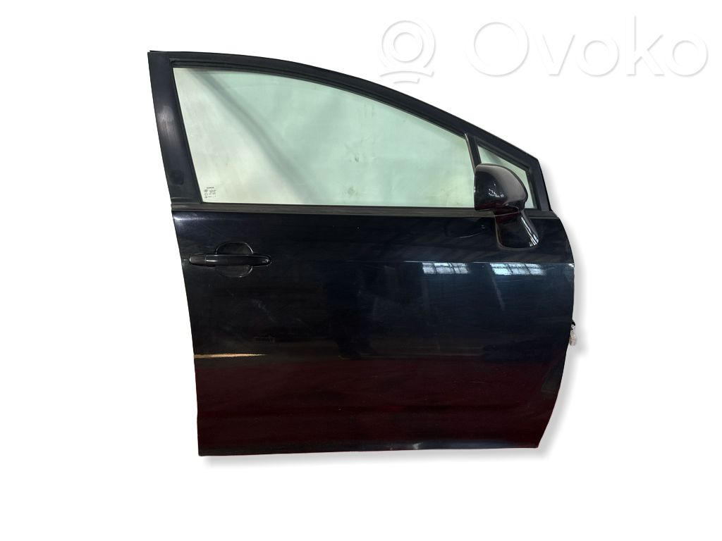 Toyota Corolla Verso AR10 Durvis 