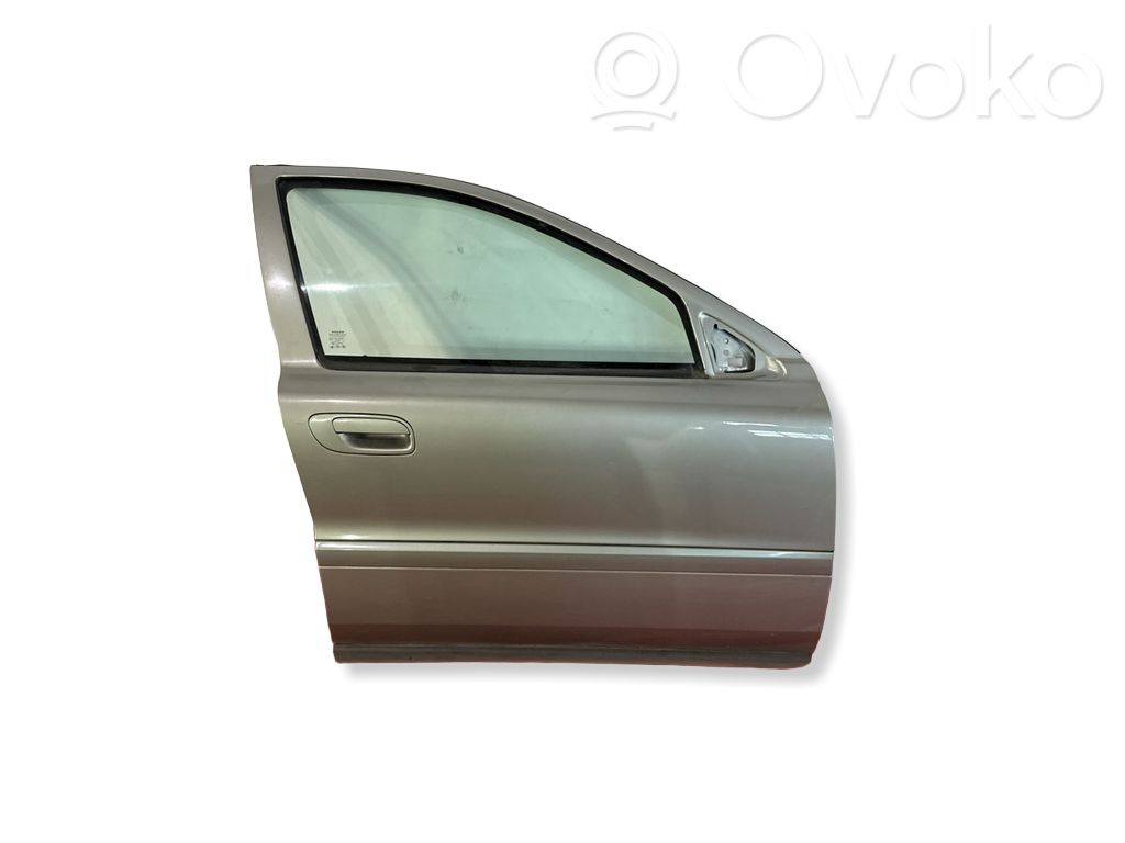 Volvo V70 Priekinės durys 