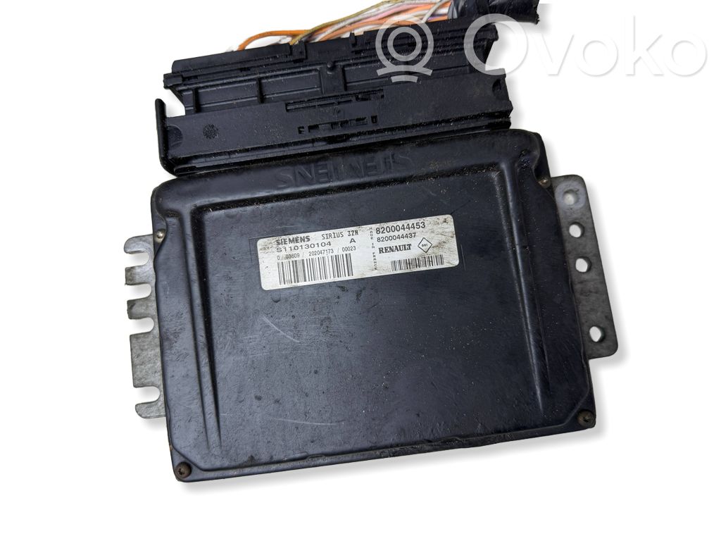 Engine control unit/module   8200044453,S110130104