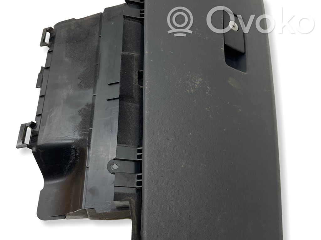 Volvo S80 Glove box 