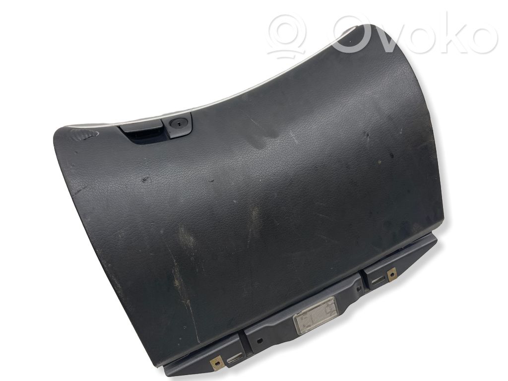 Volvo S60 Glove box 