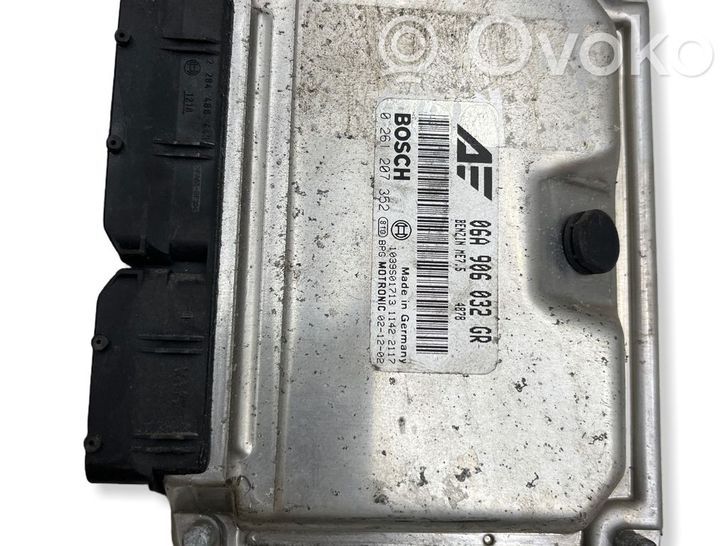 Volkswagen Sharan Engine control unit/module 