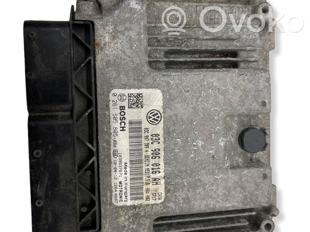 Volkswagen Golf VI Engine control unit/module 