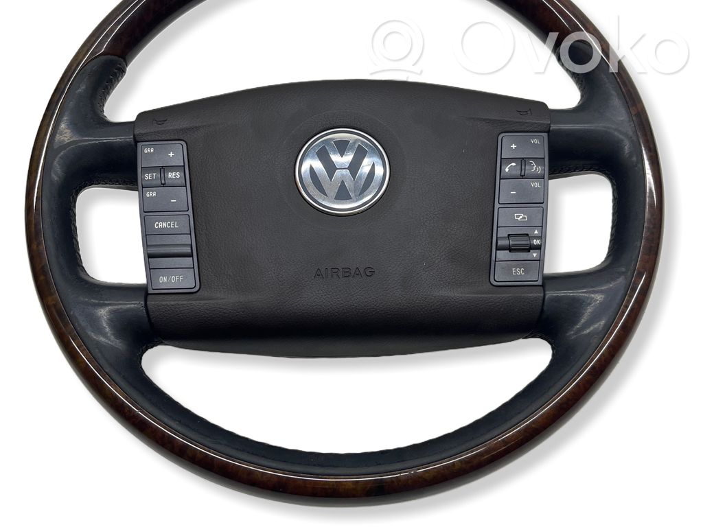 Volante   3D0419091,0013G02859EF,3D0880201AB