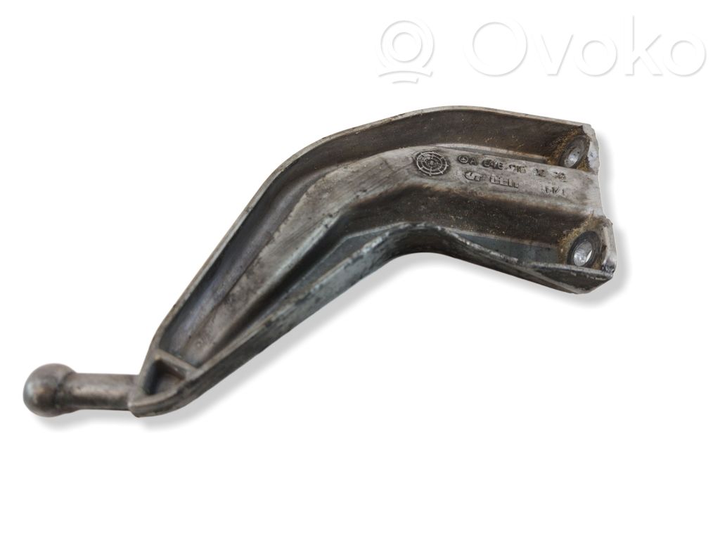 Mercedes-Benz C W204 Engine mounting bracket 