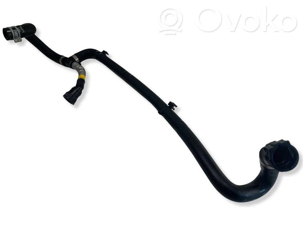 Volvo V60 Engine coolant pipe/hose 