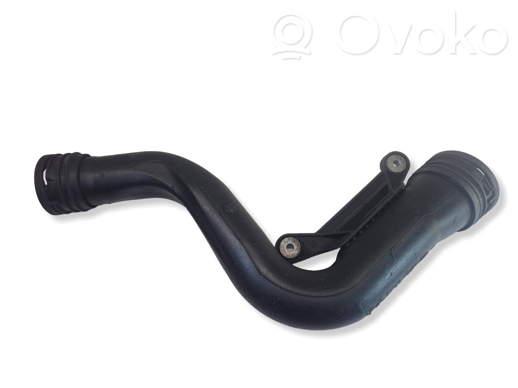 Volkswagen PASSAT B6 Intercooler hose/pipe 