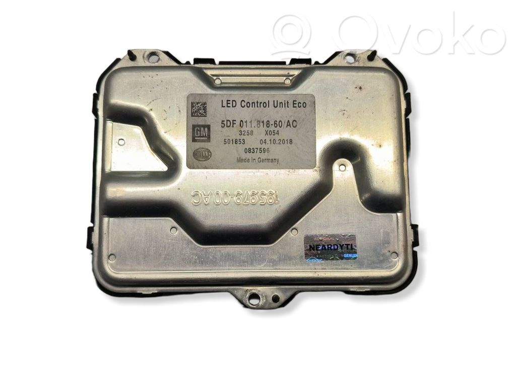 Unité de commande / module Xénon   5DF011818,501853