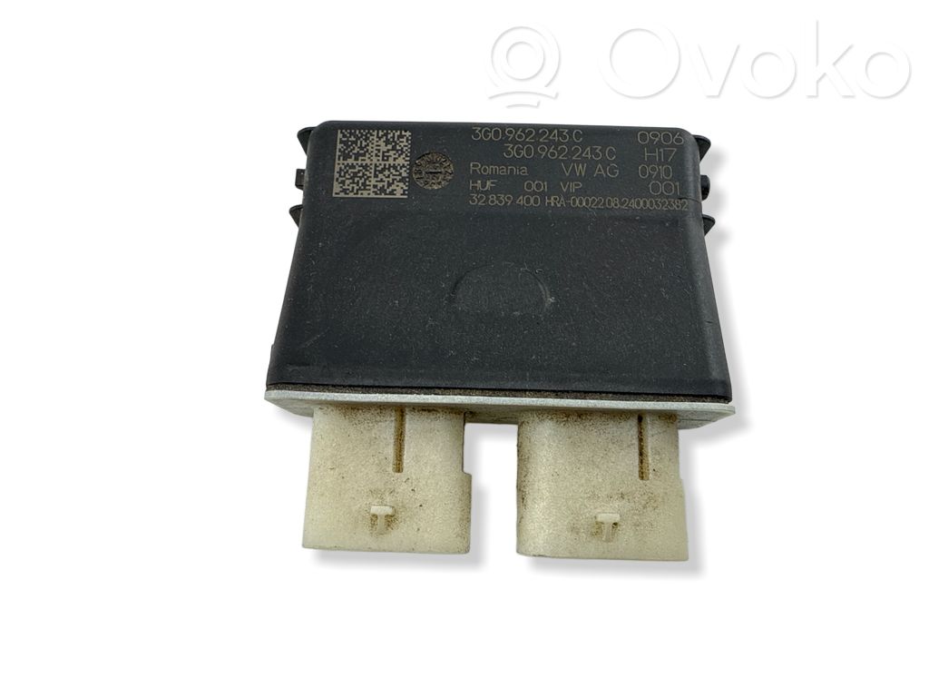 Volkswagen ID.4 Tailgate/trunk control unit/module 