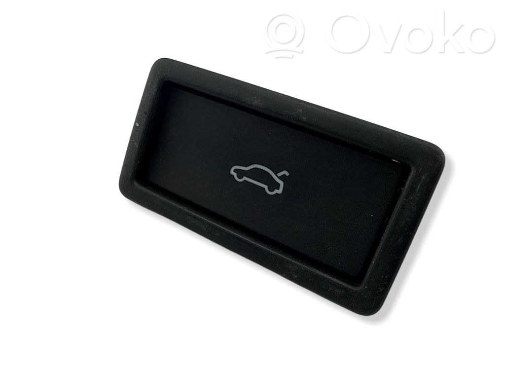 Volkswagen ID.4 Tailgate opening switch 
