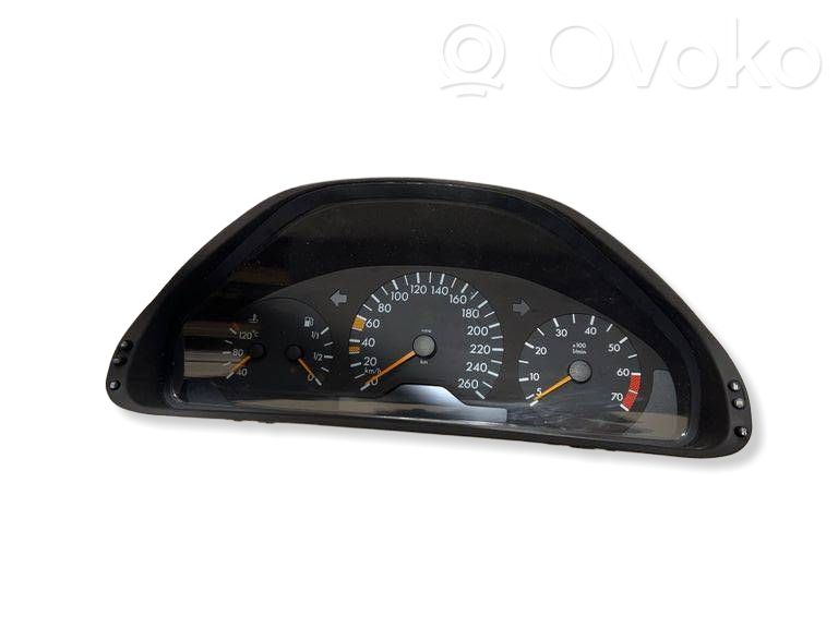 Mercedes-Benz CLK A208 C208 Vitezometru (grup de instrumente) 