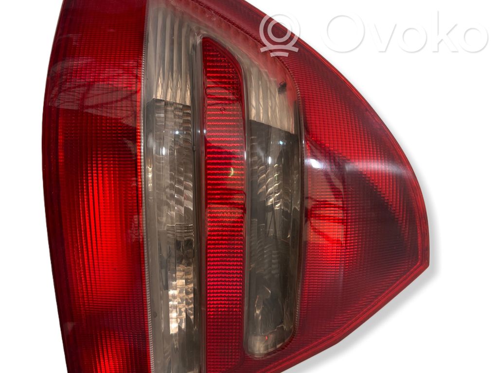 Lampa tylna   ULO3311,969S102