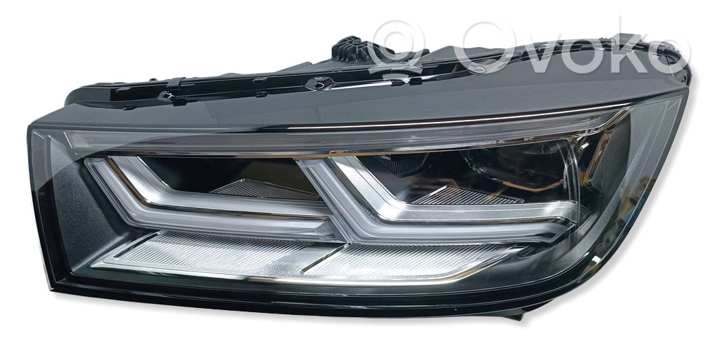Audi Q5 SQ5 FY Lampa przednia 