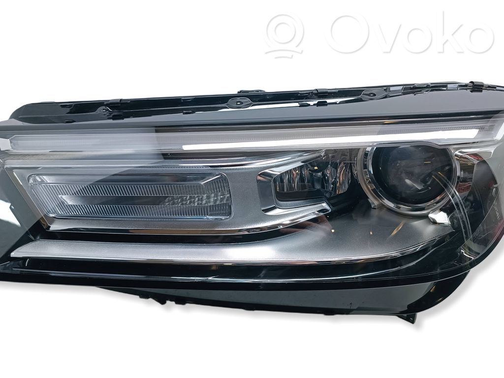 Audi Q5 SQ5 FY Lampa przednia 