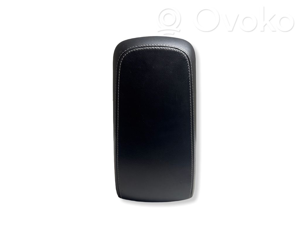Volvo XC40 Armrest 