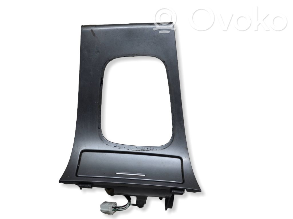 Subaru Legacy Aschenbecher 
