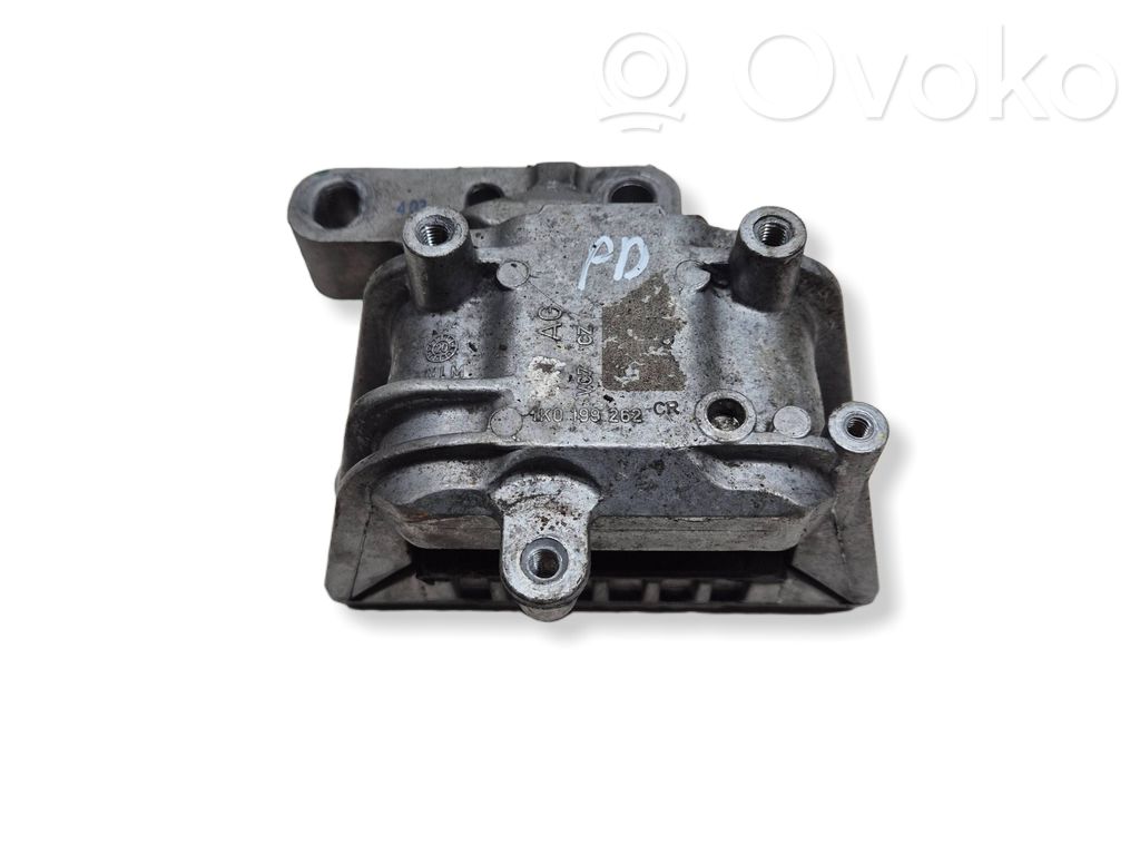 Engine mount bracket   1K0199262CR