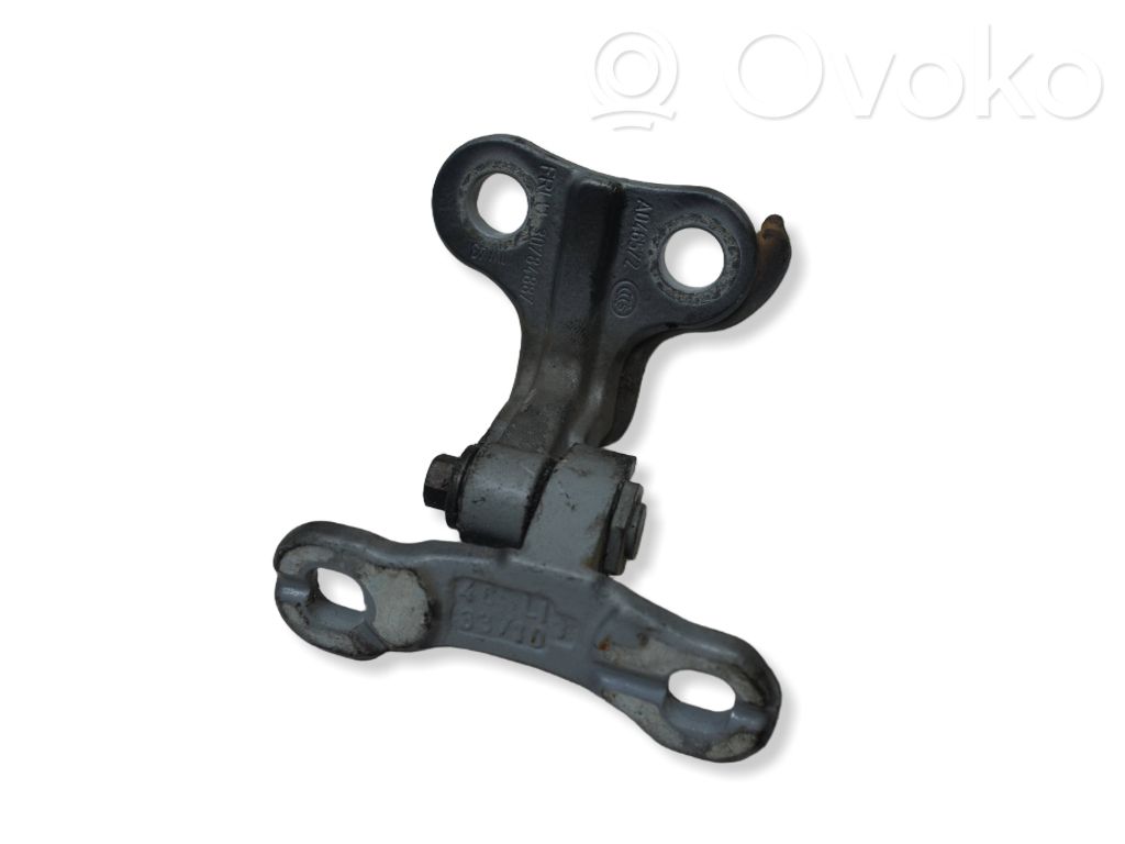 Volvo C30 Front door upper hinge 