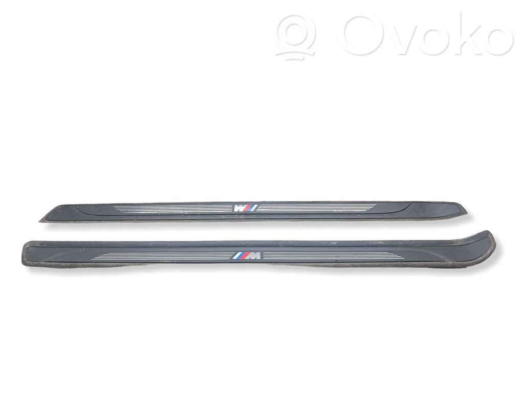 BMW 1 E82 E88 Etuoven kynnyksen suojalista 