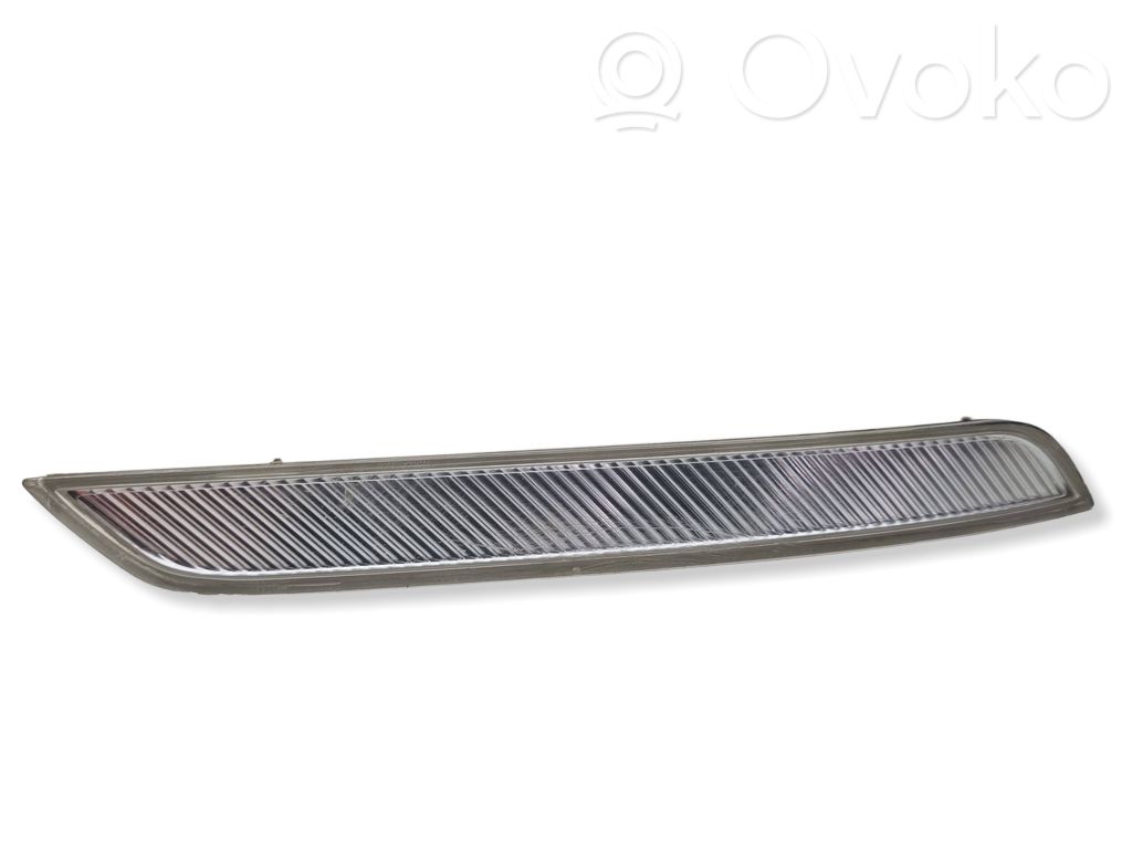 BMW X6 E71 Front reflector 