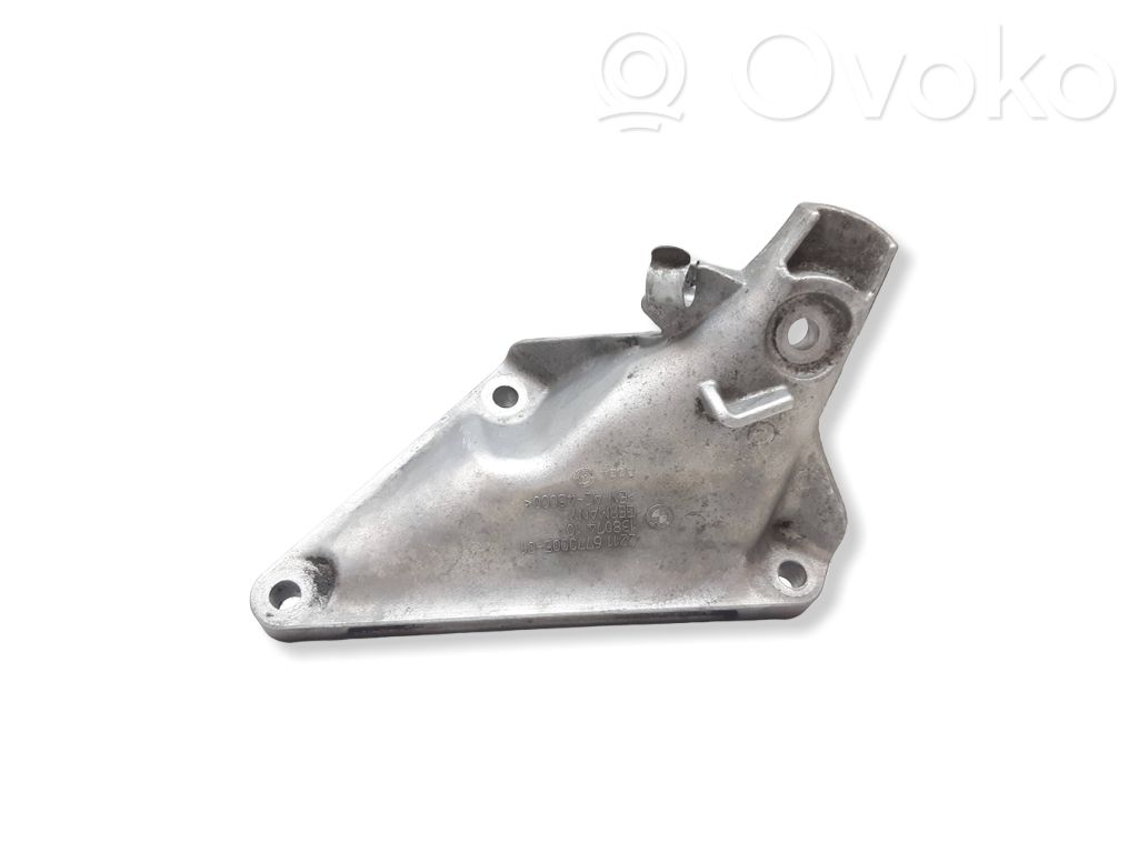 BMW 7 E65 E66 Engine mounting bracket 