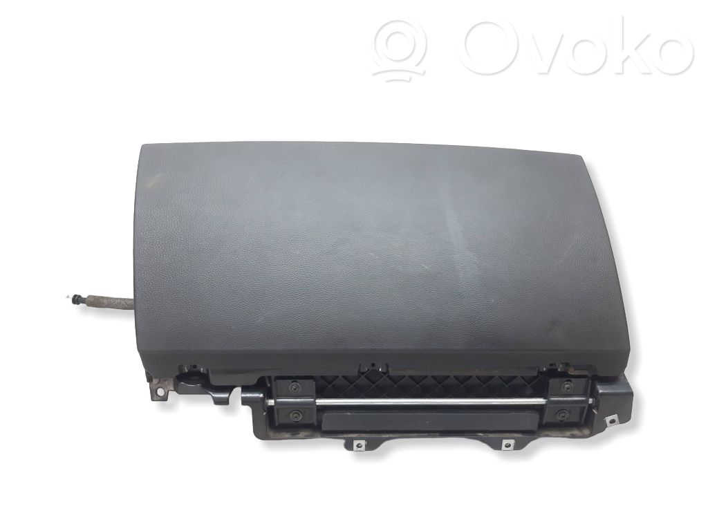 Glove box set   7027427,51167027427