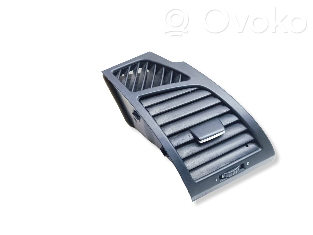 BMW 1 E81 E87 Dashboard side air vent grill/cover trim 