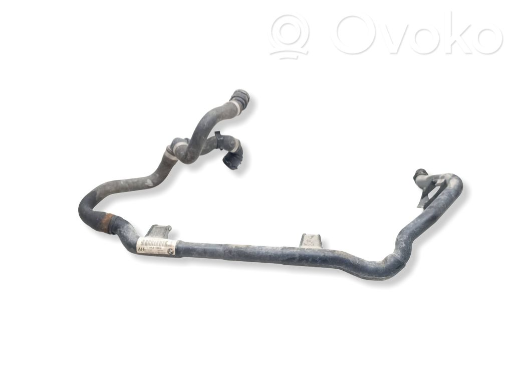 BMW 3 E90 E91 Engine coolant pipe/hose 