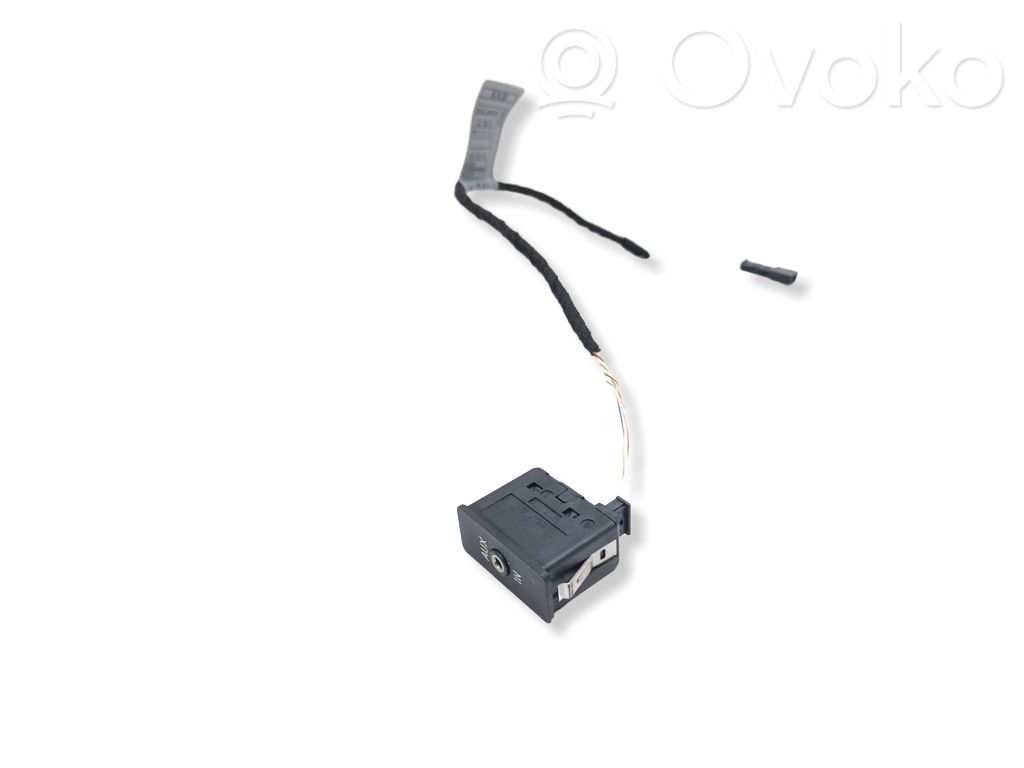 BMW 3 E90 E91 Conector priză AUX 