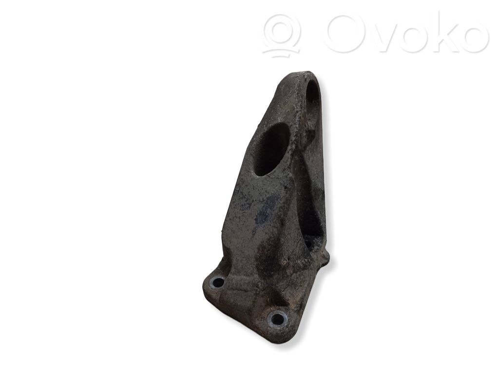 BMW X3 E83 Engine mounting bracket 