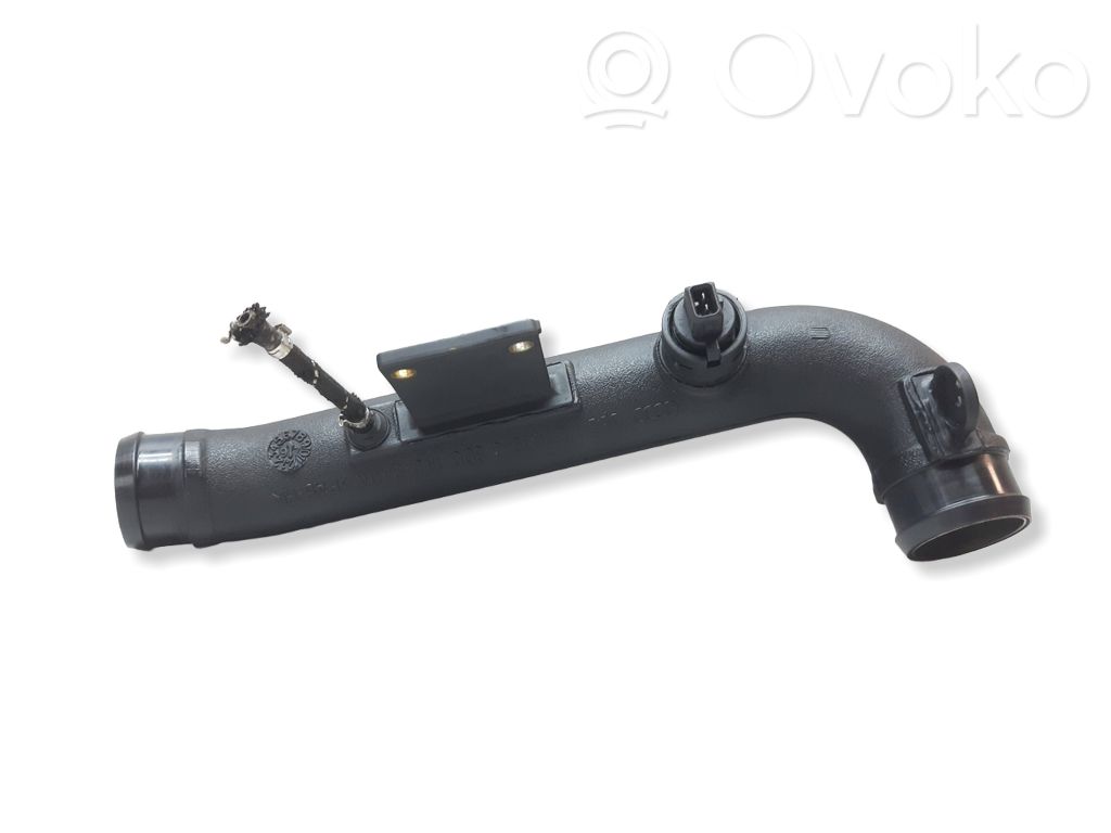 Audi A4 S4 B5 8D Furtun/conductă intercooler 
