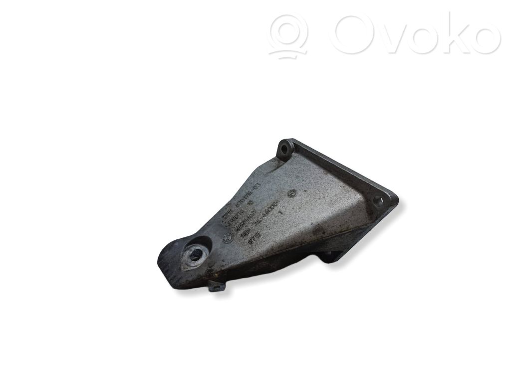 Engine mounting bracket   6761114,22116761114