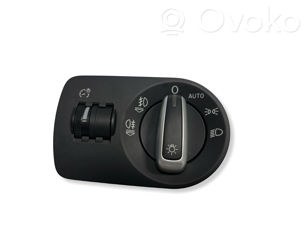 Audi Q3 8U Light switch 