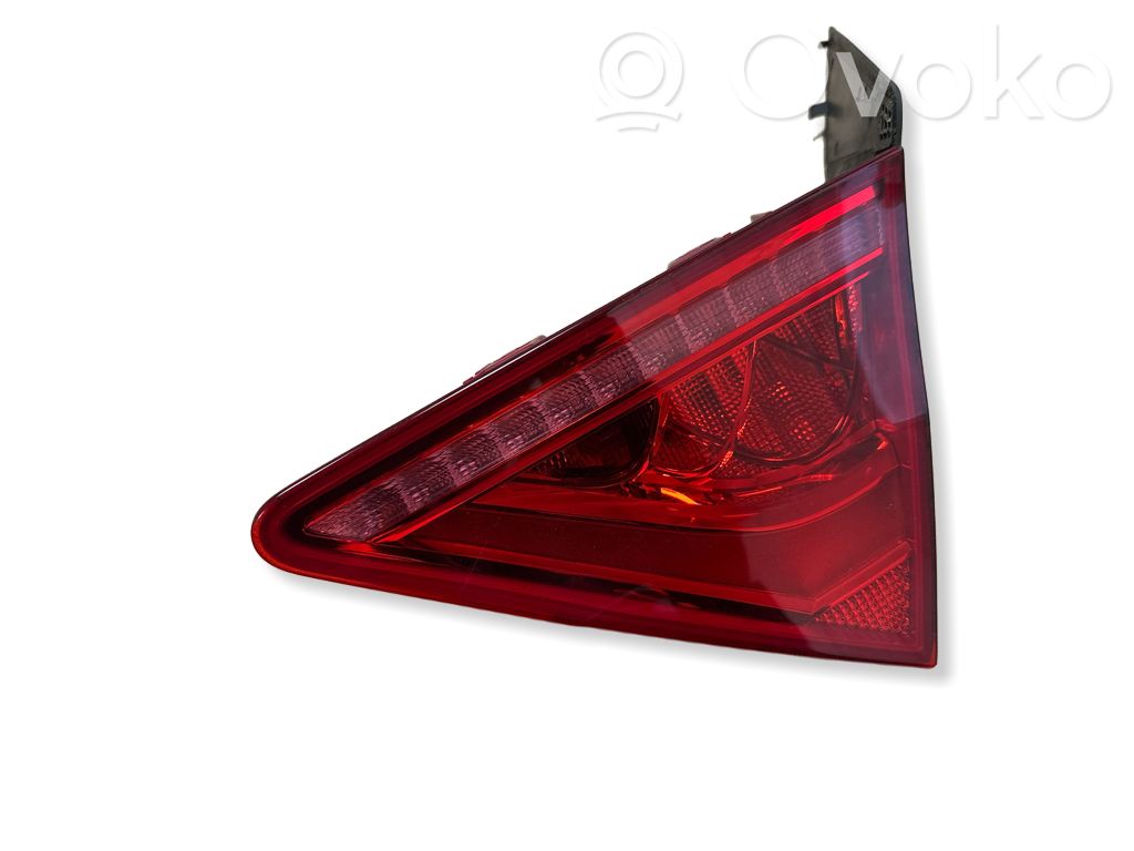 Audi A7 S7 4G Lampy tylnej klapy bagażnika 