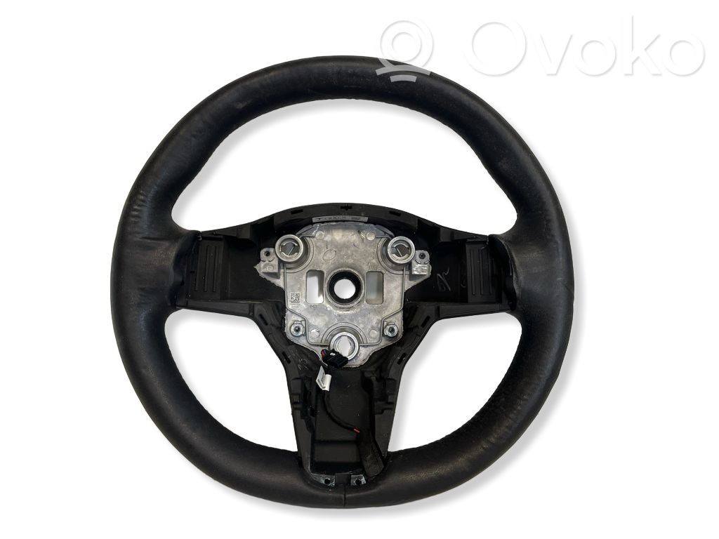 Tesla Model 3 Stūre 