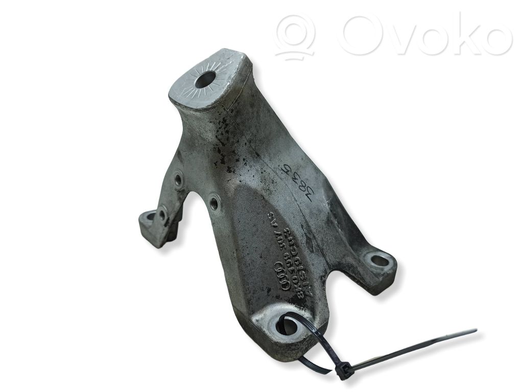 Audi Q5 SQ5 8R Engine mounting bracket 