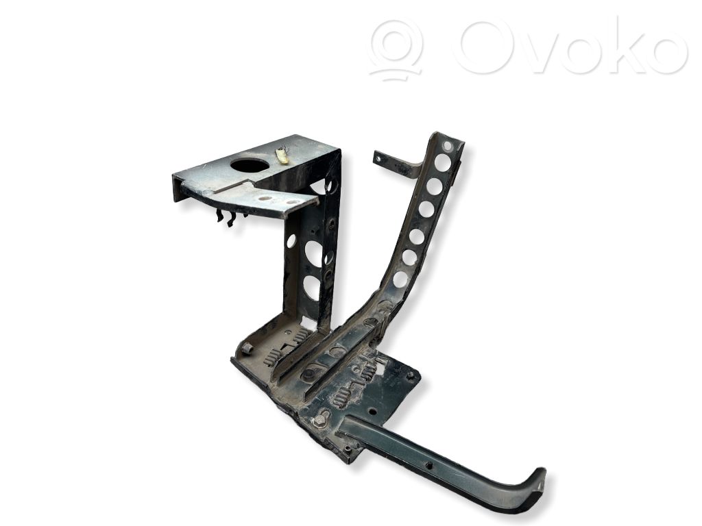 Audi A8 S8 D2 4D Fender mounting bracket 