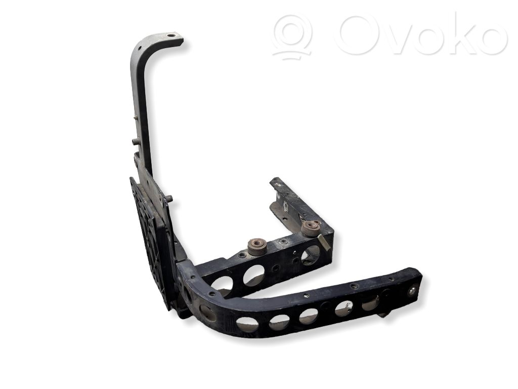 Audi A8 S8 D2 4D Fender mounting bracket 