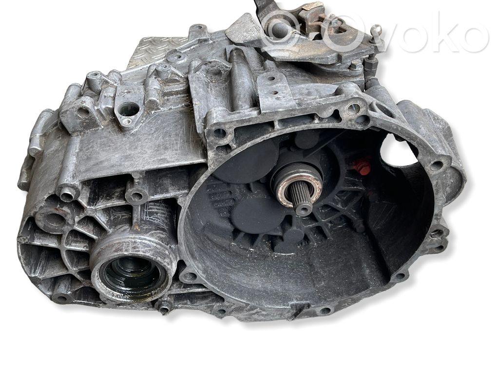 Ford Galaxy Механическая коробка передач, 6 передач 