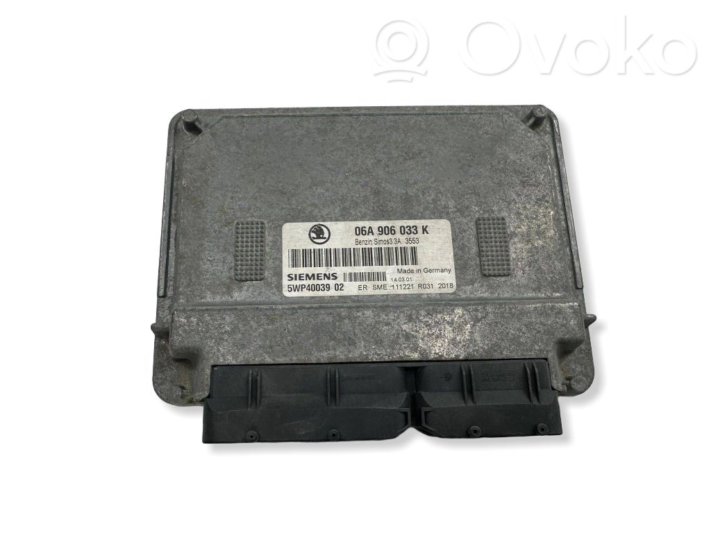 Unidad de control/módulo del motor   06A906033K,5WP4003902