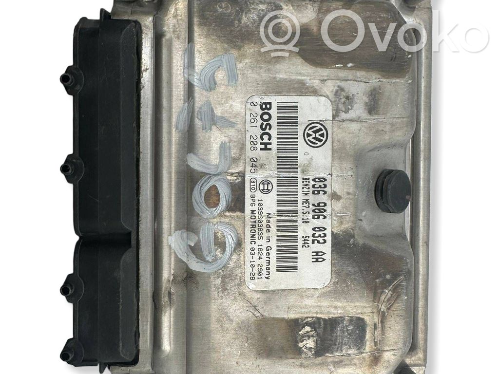 Volkswagen Golf V Sterownik / Moduł ECU 