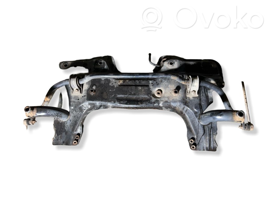Opel Combo D Priekinis traversas 