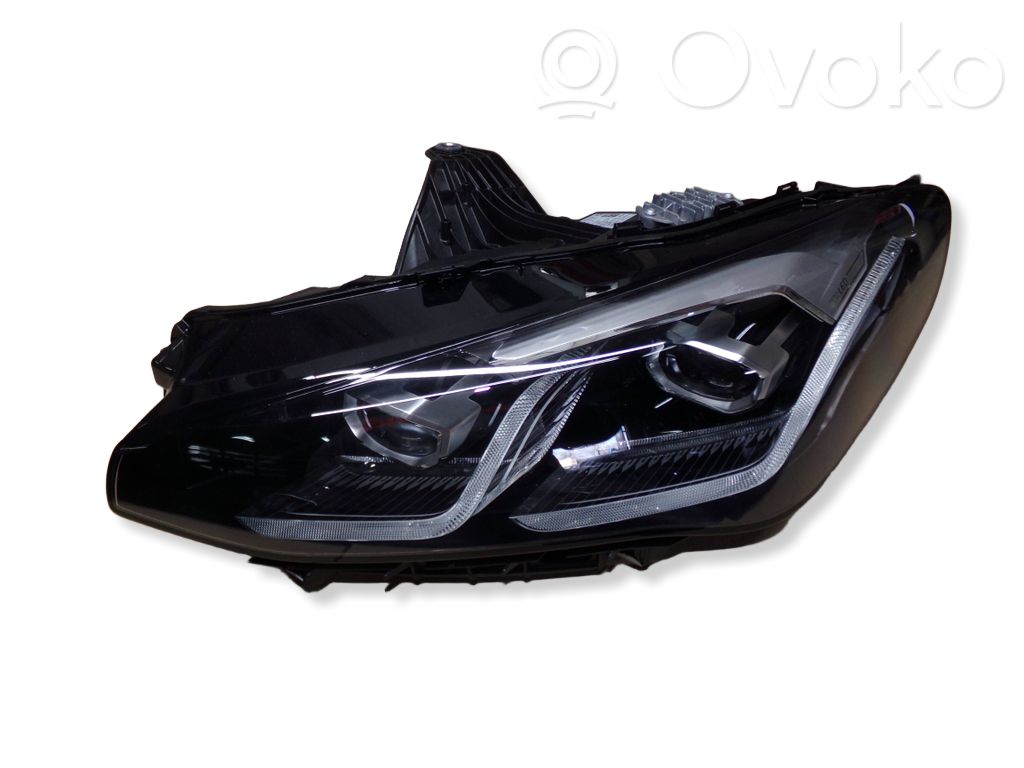 BMW 2 Active Tourer U06 Headlight/headlamp 