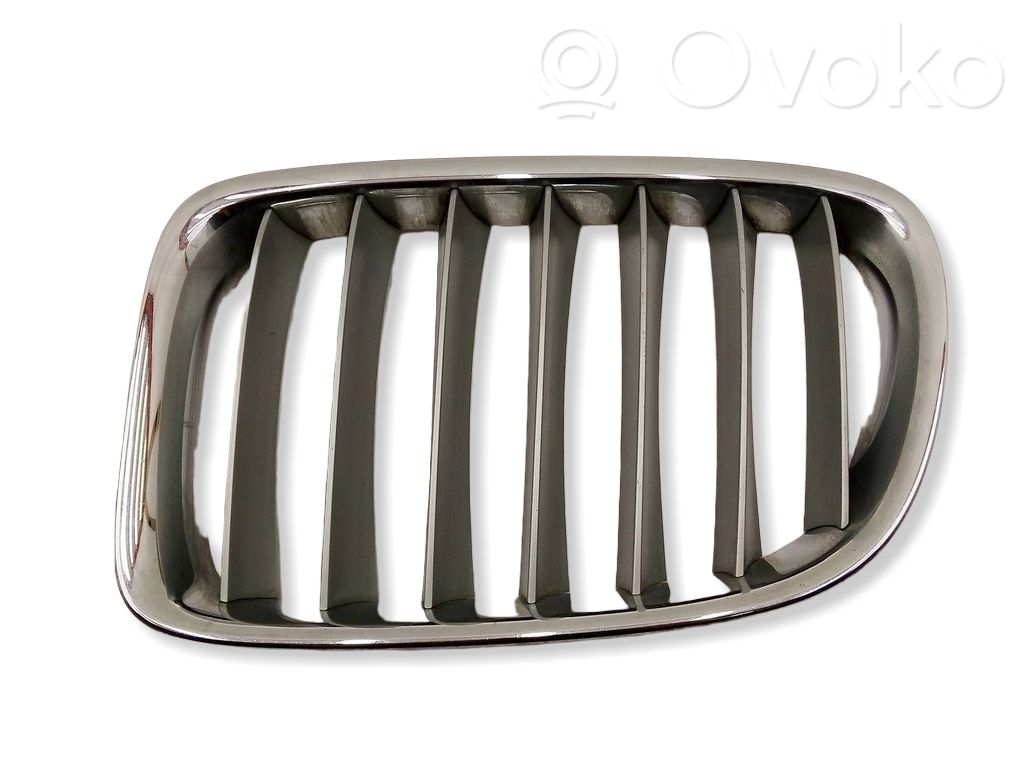 Front bumper upper radiator grill   2993307