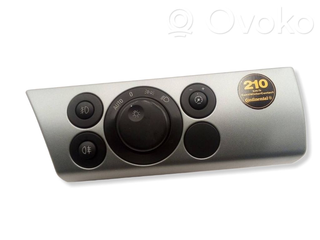 Opel Astra H Light switch 