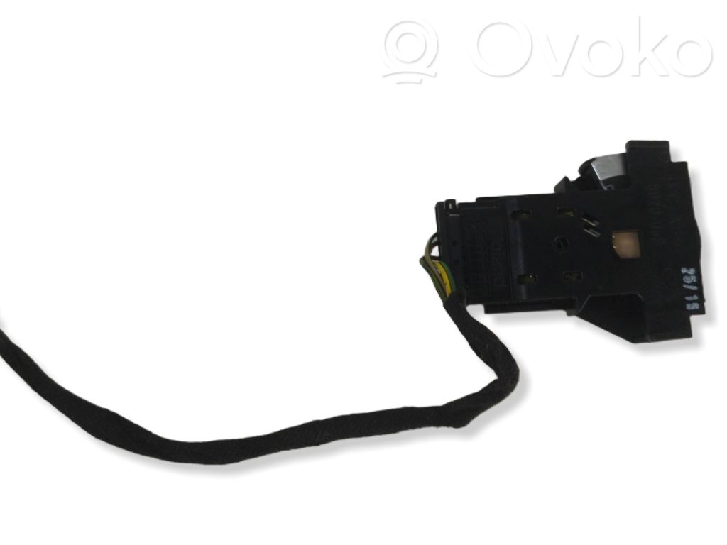 Audi A8 S8 D4 4H Moldura protectora de la rejilla de ventilación lateral del panel 
